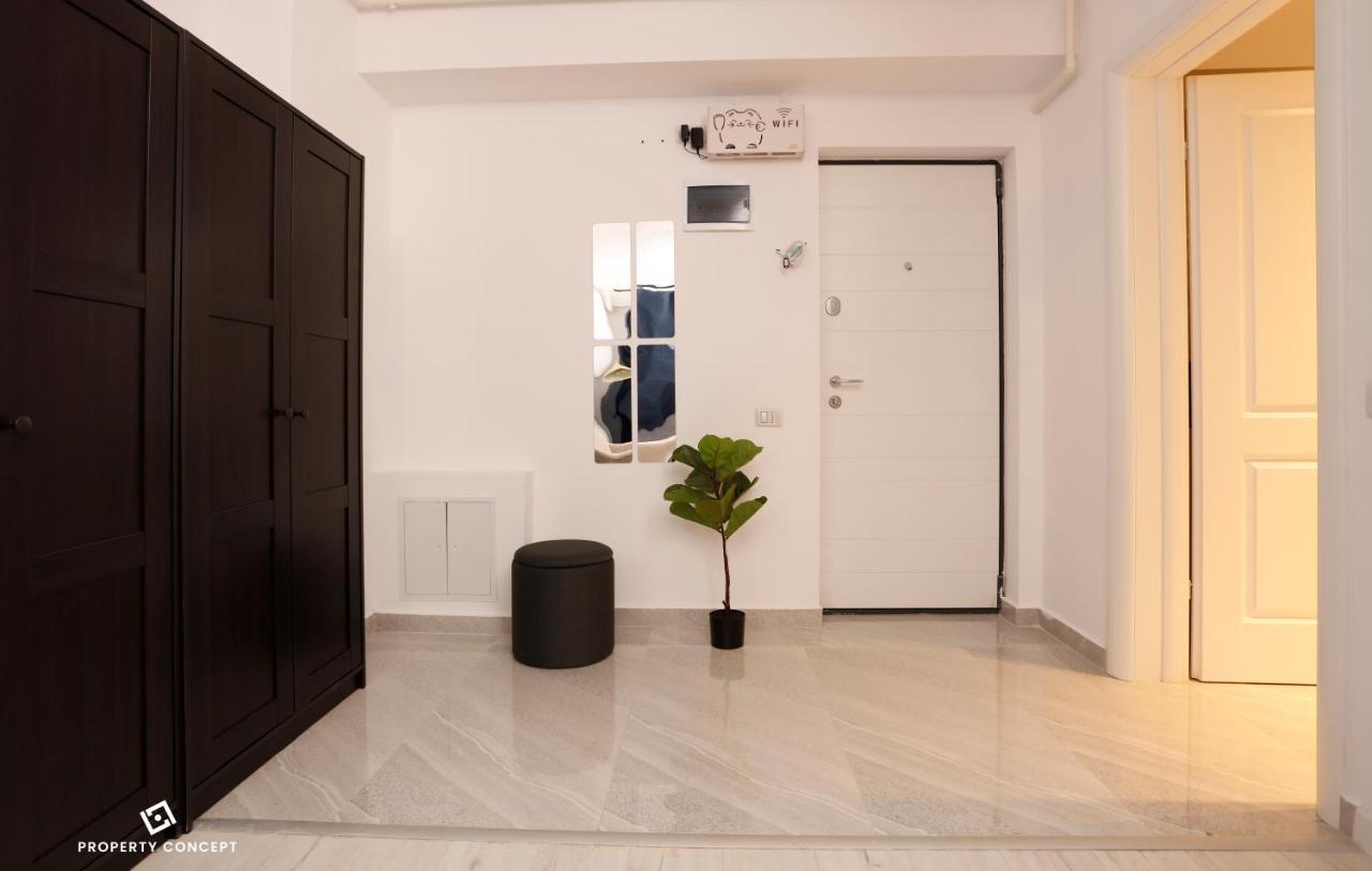 Apartment 112